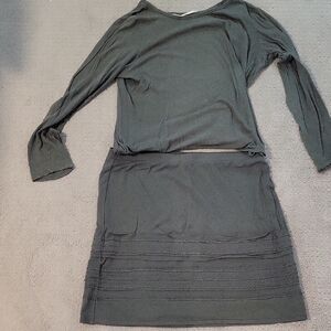 Max Studio Khaki Green 2 Piece Top And Skirt!